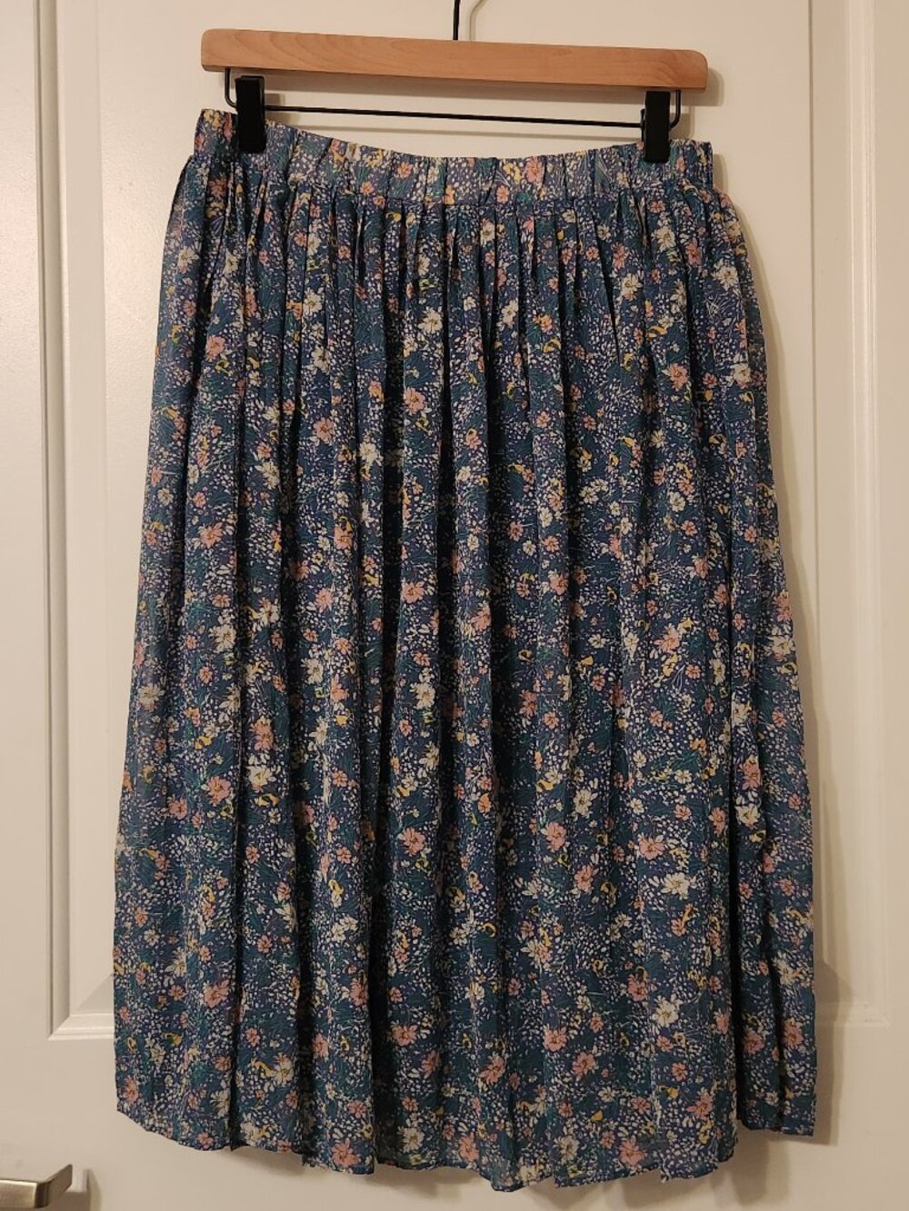 Banana Republic Pleated Floral Watercolor Midi Skirt